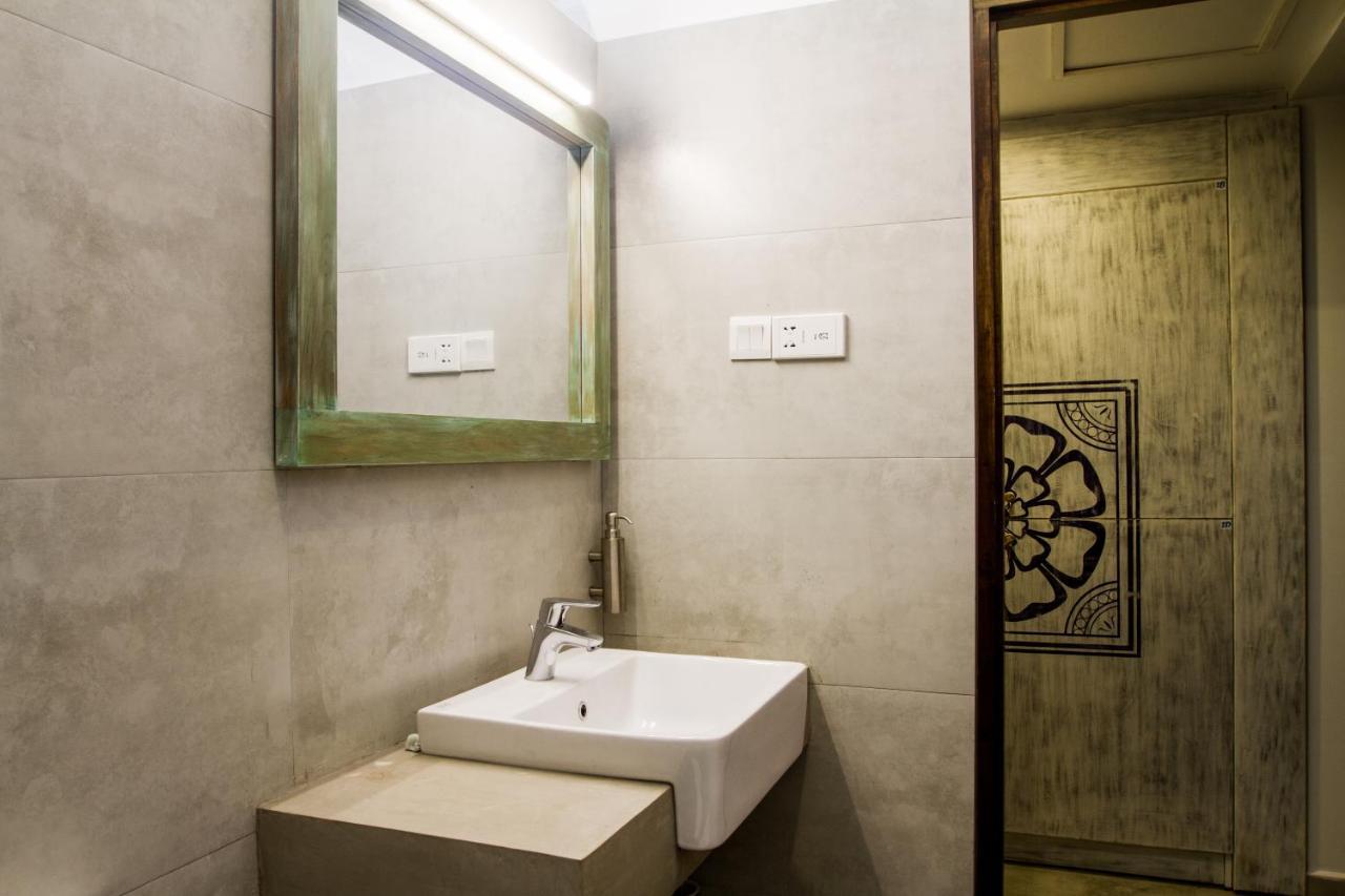 Lazy Koala (Adults Only) Hotell Hikkaduwa Exteriör bild