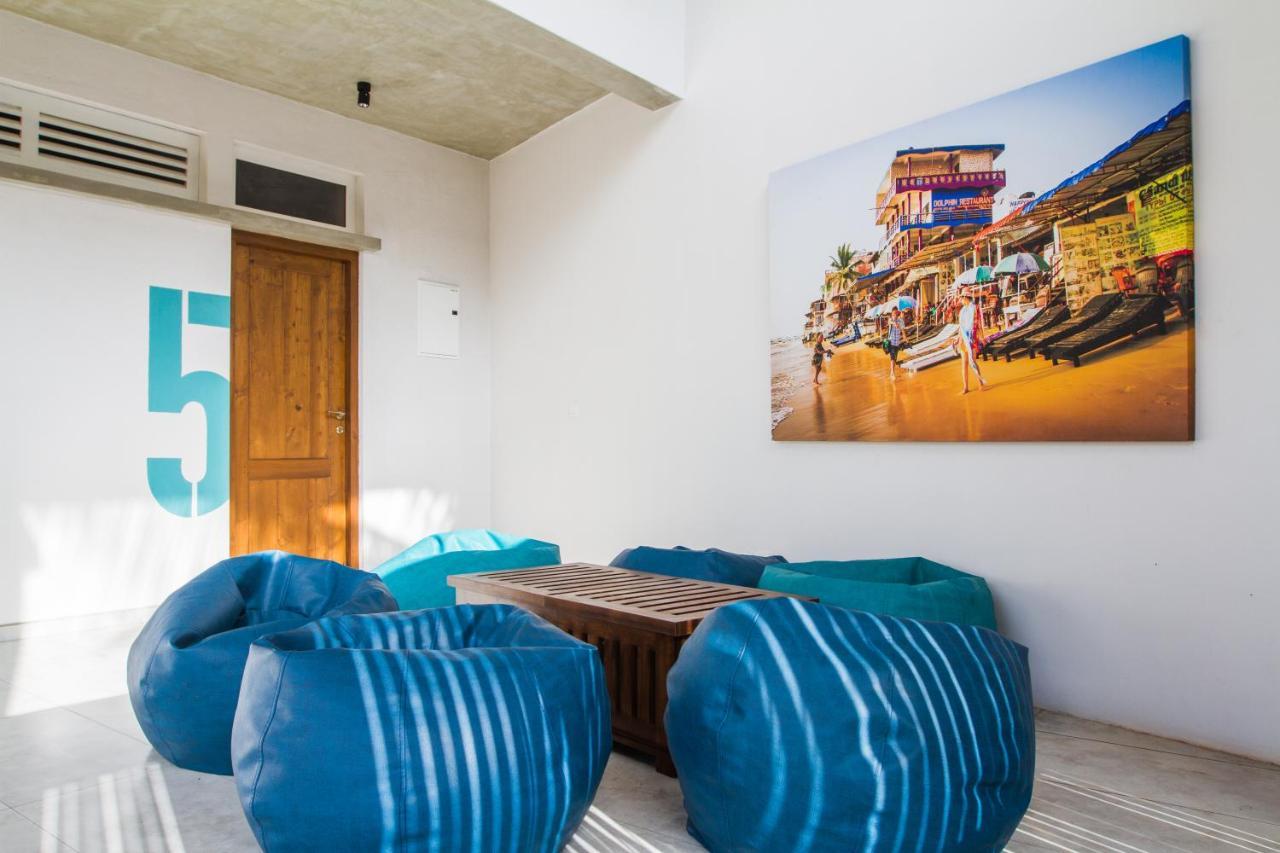 Lazy Koala (Adults Only) Hotell Hikkaduwa Exteriör bild