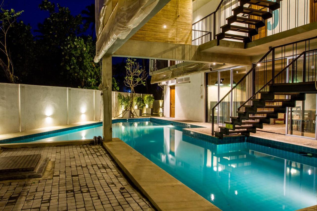 Lazy Koala (Adults Only) Hotell Hikkaduwa Exteriör bild