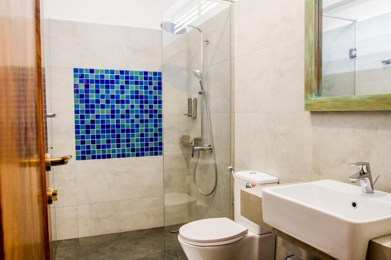 Lazy Koala (Adults Only) Hotell Hikkaduwa Exteriör bild
