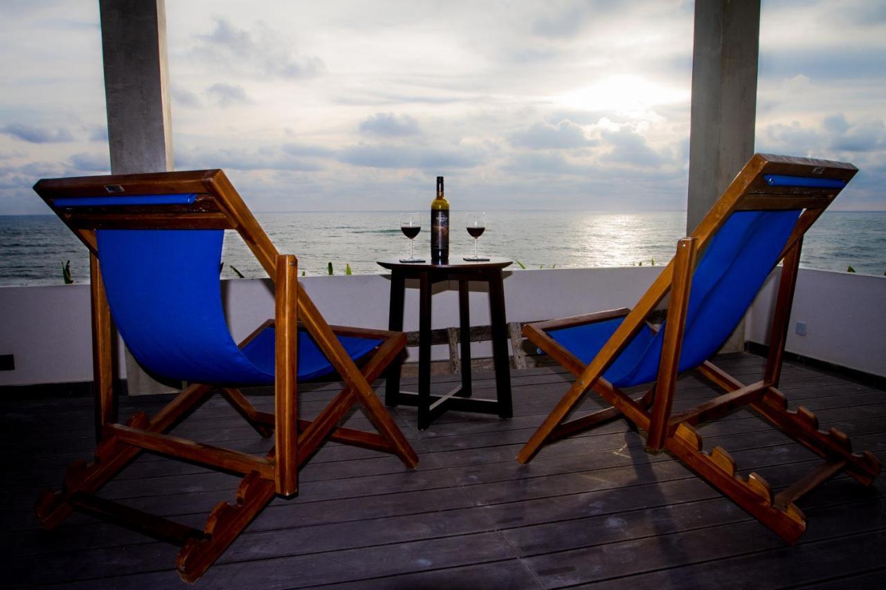 Lazy Koala (Adults Only) Hotell Hikkaduwa Exteriör bild